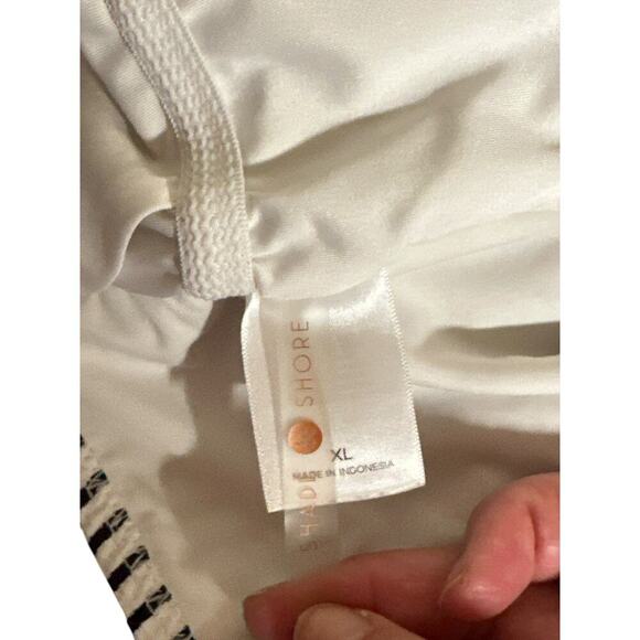 Shade & Shore Women Criss-Crossed Back Striped One Piece Swimsuit Size XL Multi - Picture 7 of 8